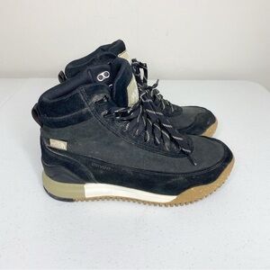 The North Face Back-To-Berkeley lll Leather Lace Up Boot Black Size 6.5